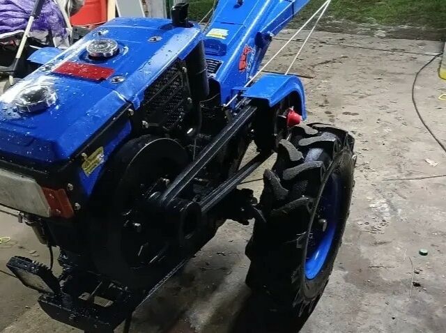 Синий Зубр 10, объемом двигателя 0 л и пробегом 10 тыс. км за 1081 $, фото 1 на Automoto.ua