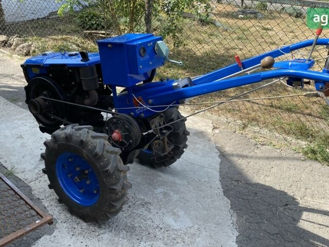 Зубр 8 2017 у Луцьку на Automoto.ua Зубр 8, об'ємом двигуна 0.4 л та пробігом 0 тис. км за 1500 $, фото 1 на Automoto.ua