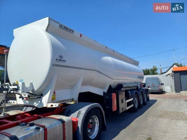 Белый Ali Riza Usta Бензовоз, объемом двигателя 0 л и пробегом 0 тыс. км за 54000 $, фото 1 на Automoto.ua