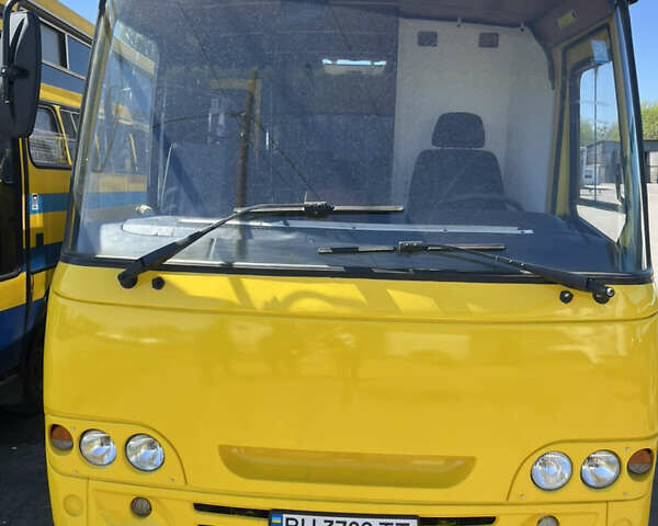 Желтый Ataman А092, объемом двигателя 4.6 л и пробегом 310 тыс. км за 15800 $, фото 1 на Automoto.ua