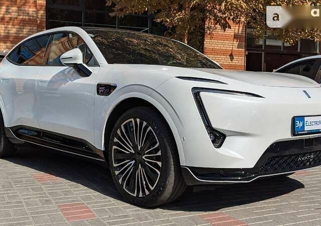 Avatr 11, объемом двигателя 0 л и пробегом 6 тыс. км за 46999 $, фото 1 на Automoto.ua