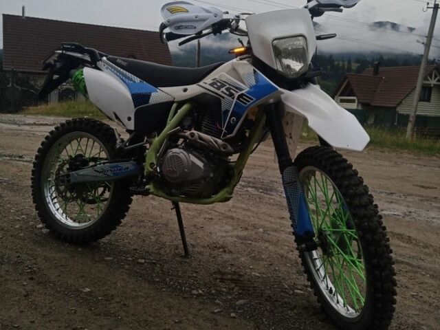 BSE 3302, объемом двигателя 0.25 л и пробегом 0 тыс. км за 1550 $, фото 1 на Automoto.ua