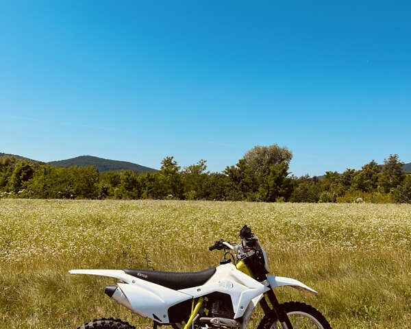 Белый BSE J3D, объемом двигателя 0.05 л и пробегом 850 тыс. км за 1550 $, фото 1 на Automoto.ua
