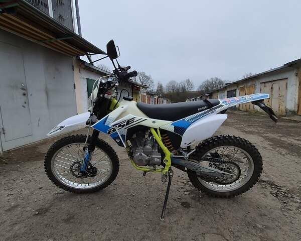 Желтый BSE J3D, объемом двигателя 0.22 л и пробегом 2 тыс. км за 1200 $, фото 1 на Automoto.ua