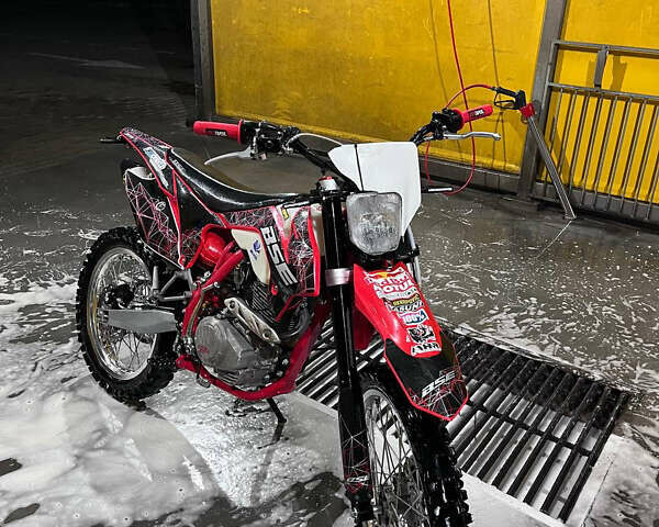 BSE S2 2023 в Хмельницком на Automoto.ua Красный BSE S2, объемом двигателя 0.25 л и пробегом 4 тыс. км за 1100 $, фото 1 на Automoto.ua