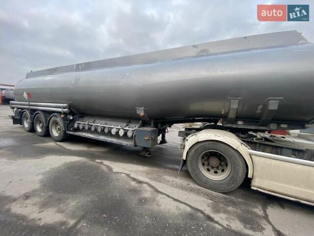 Серый BSLT STEA, объемом двигателя 0 л и пробегом 1 тыс. км за 31000 $, фото 1 на Automoto.ua