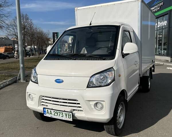 Белый Cenntro Logistar 200, объемом двигателя 0 л и пробегом 5 тыс. км за 11756 $, фото 1 на Automoto.ua