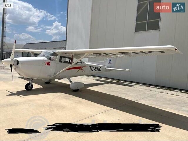 Белый Cessna 172 Skyhawk, объемом двигателя 0 л и пробегом 0 тыс. км за 199000 $, фото 1 на Automoto.ua