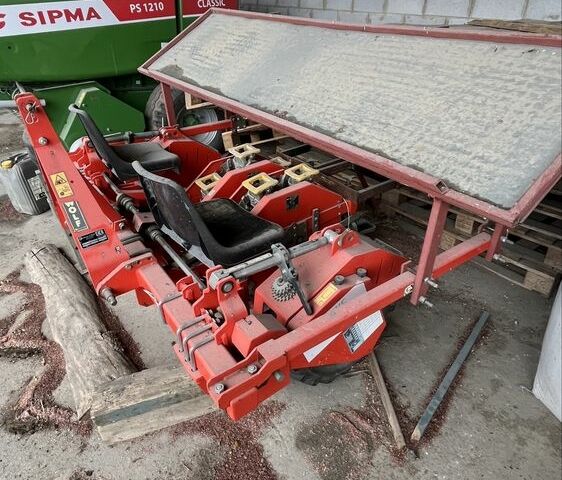 Червоний Checchi&Magli Wolf, об'ємом двигуна 0 л та пробігом 0 тис. км за 12000 $, фото 1 на Automoto.ua