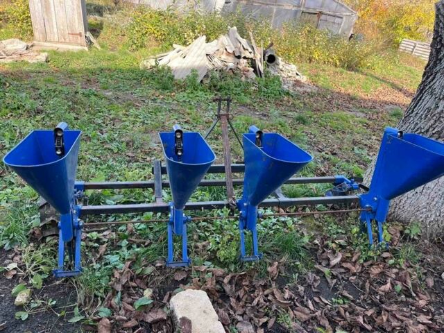 Синий ЧС 4, объемом двигателя 0 л и пробегом 0 тыс. км за 669 $, фото 1 на Automoto.ua