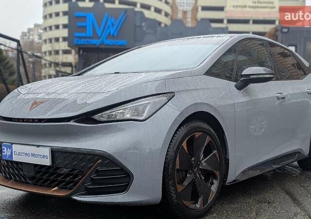 Серый Cupra Born, объемом двигателя 0 л и пробегом 71 тыс. км за 20999 $, фото 1 на Automoto.ua