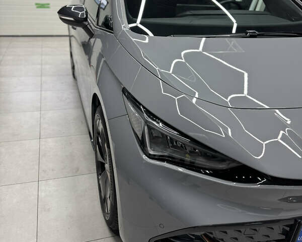 Серый Cupra Born, объемом двигателя 0 л и пробегом 27 тыс. км за 22500 $, фото 1 на Automoto.ua