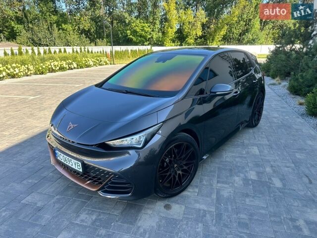 Серый Cupra Born, объемом двигателя 0 л и пробегом 11 тыс. км за 24000 $, фото 1 на Automoto.ua