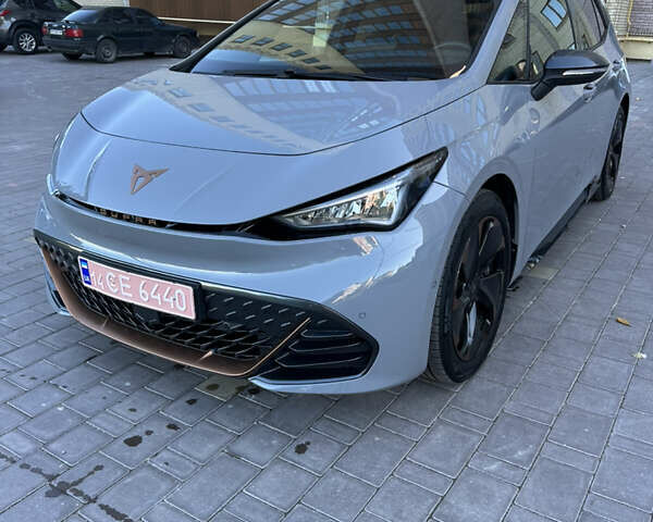 Cupra Born 2024 в Тернополе на Automoto.ua Серый Cupra Born, объемом двигателя 0 л и пробегом 14 тыс. км за 27500 $, фото 1 на Automoto.ua