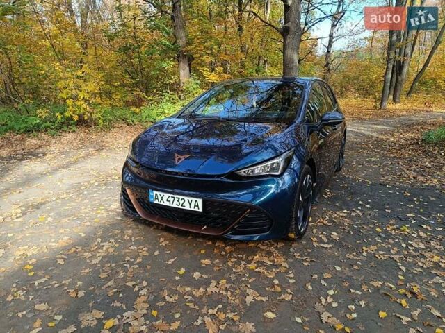 Синий Cupra Born, объемом двигателя 0 л и пробегом 80 тыс. км за 18700 $, фото 1 на Automoto.ua