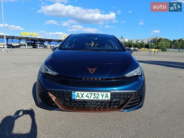 Синий Cupra Born, объемом двигателя 0 л и пробегом 82 тыс. км за 18700 $, фото 1 на Automoto.ua