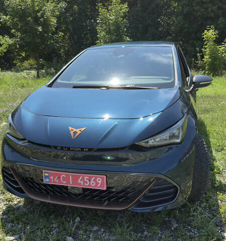 Синий Cupra Born, объемом двигателя 0 л и пробегом 36 тыс. км за 19700 $, фото 1 на Automoto.ua