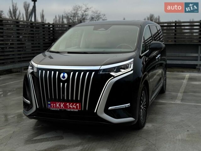 Чорний Denza D9, об'ємом двигуна 0 л та пробігом 13 тис. км за 55000 $, фото 1 на Automoto.ua