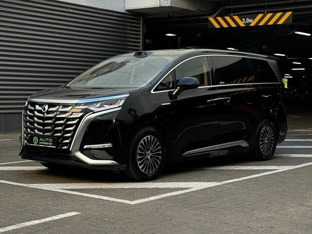 Черный Denza D9, объемом двигателя 1.5 л и пробегом 4 тыс. км за 69900 $, фото 1 на Automoto.ua