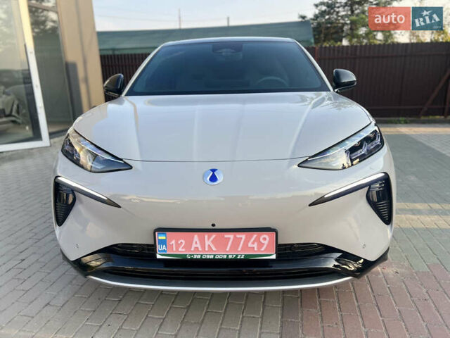 Сірий Denza N7, об'ємом двигуна 0 л та пробігом 17 тис. км за 36500 $, фото 1 на Automoto.ua