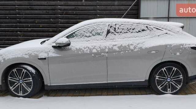 Серый Denza N7, объемом двигателя 0 л и пробегом 1 тыс. км за 46500 $, фото 1 на Automoto.ua