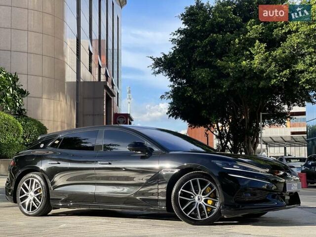 Черный Denza Z9 GT, объемом двигателя 0 л и пробегом 3 тыс. км за 49500 $, фото 1 на Automoto.ua