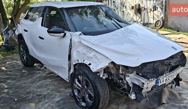 Белый DS 3 Crossback, объемом двигателя 1.2 л и пробегом 20 тыс. км за 2500 $, фото 1 на Automoto.ua