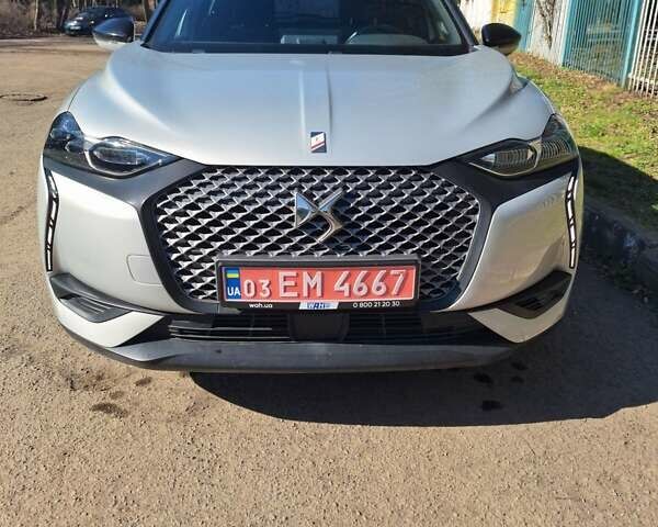 Серый DS 3 Crossback, объемом двигателя 0 л и пробегом 31 тыс. км за 19700 $, фото 1 на Automoto.ua