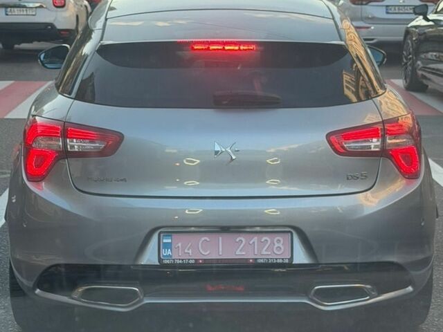 Серый DS 5, объемом двигателя 2 л и пробегом 53 тыс. км за 18000 $, фото 1 на Automoto.ua