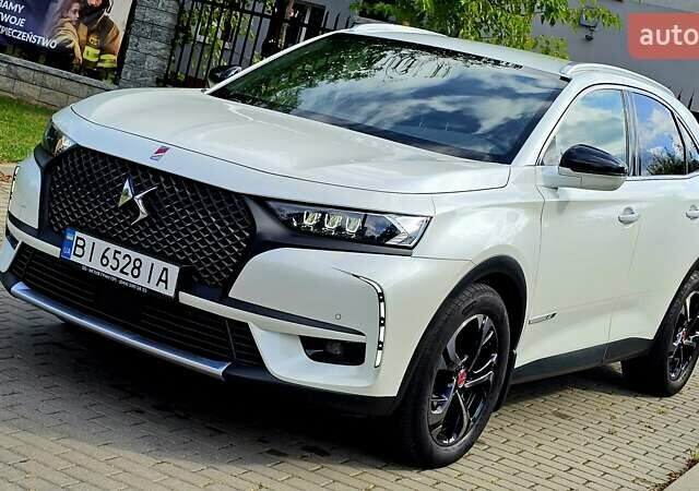 Белый DS 7 Crossback, объемом двигателя 2 л и пробегом 103 тыс. км за 26500 $, фото 1 на Automoto.ua
