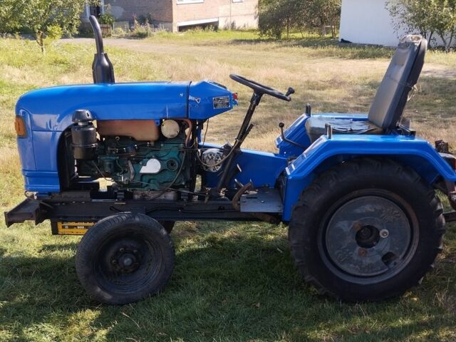 DT 24 2006 в Хмельницком на Automoto.ua Синий DT 24, объемом двигателя 1.1 л и пробегом 10 тыс. км за 2000 $, фото 1 на Automoto.ua