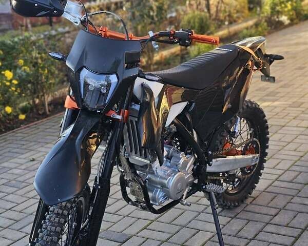 Exdrive  CRF-300, объемом двигателя 0 л и пробегом 1 тыс. км за 2050 $, фото 1 на Automoto.ua