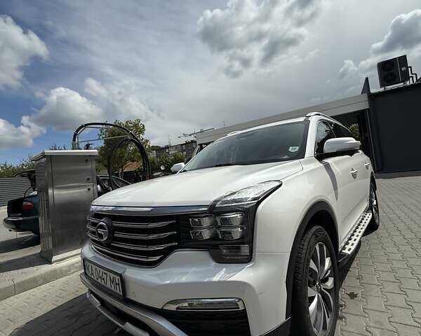 Белый Gac GS8, объемом двигателя 1.99 л и пробегом 98 тыс. км за 18000 $, фото 1 на Automoto.ua