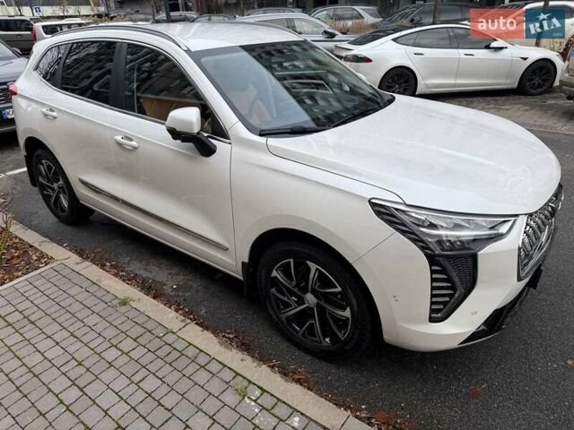 Белый Haval Jolion, объемом двигателя 1.5 л и пробегом 36 тыс. км за 18500 $, фото 1 на Automoto.ua