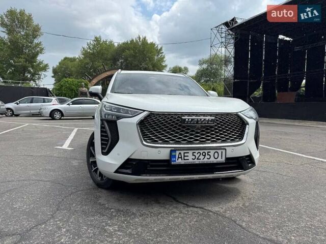 Белый Haval Jolion, объемом двигателя 1.5 л и пробегом 40 тыс. км за 16500 $, фото 1 на Automoto.ua