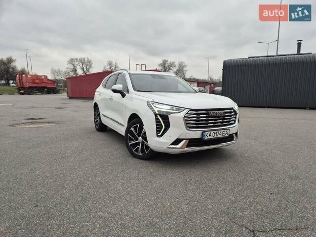 Белый Haval Jolion, объемом двигателя 1.5 л и пробегом 130 тыс. км за 13500 $, фото 1 на Automoto.ua
