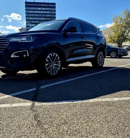 Черный Haval H6, объемом двигателя 2 л и пробегом 72 тыс. км за 15000 $, фото 1 на Automoto.ua