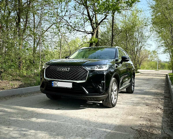 Черный Haval H6, объемом двигателя 2 л и пробегом 50 тыс. км за 21500 $, фото 1 на Automoto.ua