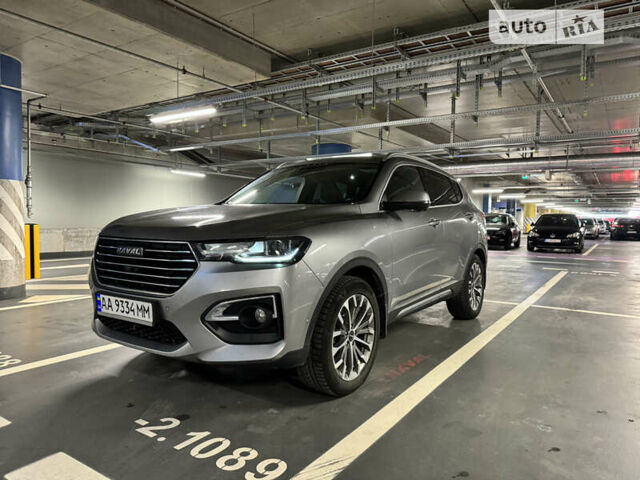 Серый Haval H6, объемом двигателя 1.97 л и пробегом 131 тыс. км за 15500 $, фото 1 на Automoto.ua