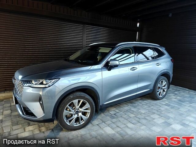 Серый Haval H6, объемом двигателя 2 л и пробегом 44 тыс. км за 21000 $, фото 1 на Automoto.ua