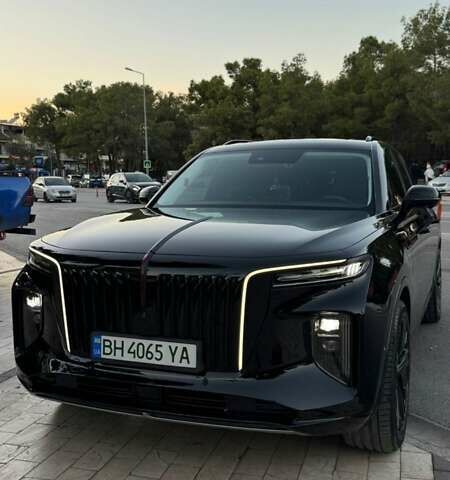 Чорний Hongqi E-HS9, об'ємом двигуна 0 л та пробігом 42 тис. км за 55000 $, фото 1 на Automoto.ua