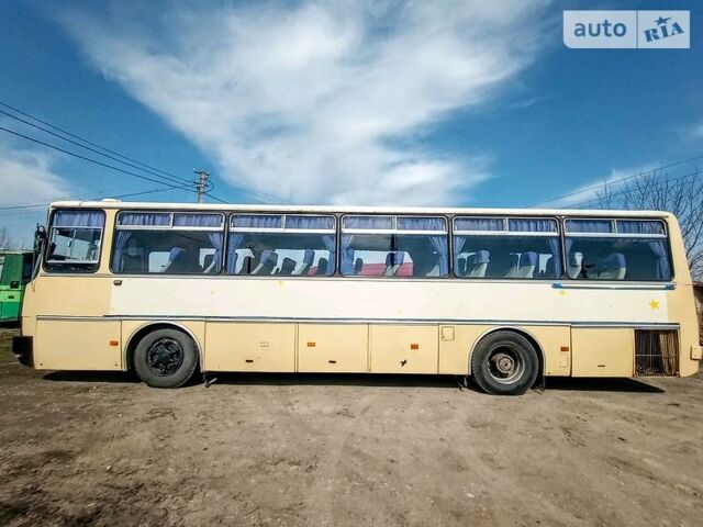 Бежевый Ikarus 255, объемом двигателя 10.35 л и пробегом 100 тыс. км за 4500 $, фото 1 на Automoto.ua
