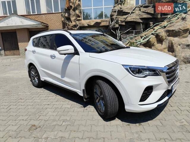 Білий Jetour X70, об'ємом двигуна 1.5 л та пробігом 11 тис. км за 15900 $, фото 1 на Automoto.ua