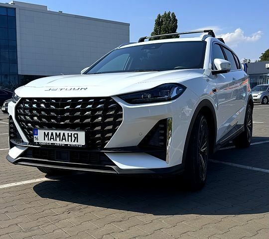 Белый Jetour X70, объемом двигателя 1.6 л и пробегом 11 тыс. км за 26000 $, фото 1 на Automoto.ua