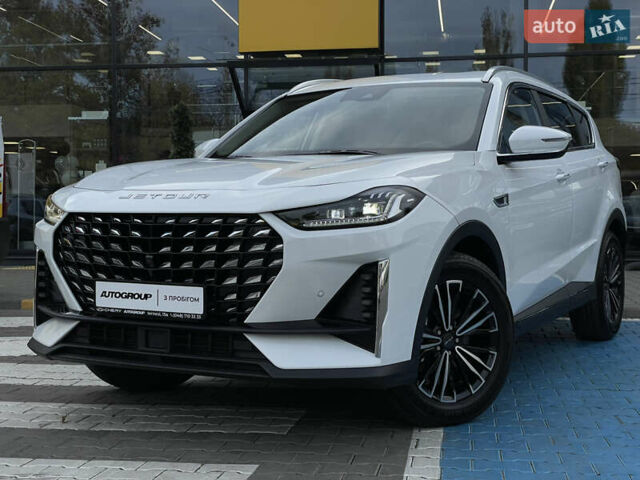 Белый Jetour X70 Plus, объемом двигателя 1.6 л и пробегом 40 тыс. км за 26900 $, фото 1 на Automoto.ua