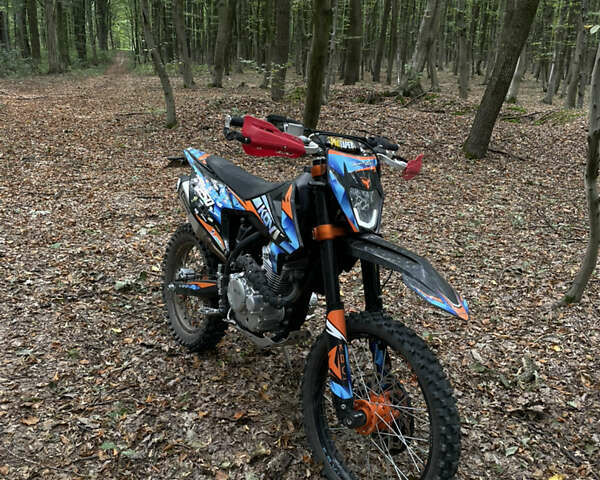Kovi 250 Advance 2023 в Черновцах на Automoto.ua Черный Kovi 250 Advance, объемом двигателя 0.25 л и пробегом 3 тыс. км за 1750 $, фото 1 на Automoto.ua