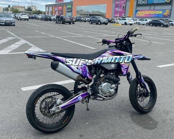 Kovi Max 300 Motard 2025 у Полтаві на Automoto.ua Фіолетовий Kovi Max 300 Motard, об'ємом двигуна 0 л та пробігом 4 тис. км за 2151 $, фото 1 на Automoto.ua