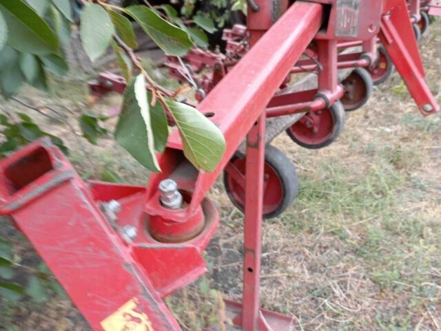 Красный КРНВ 5,6, объемом двигателя 0 л и пробегом 0 тыс. км за 2054 $, фото 1 на Automoto.ua