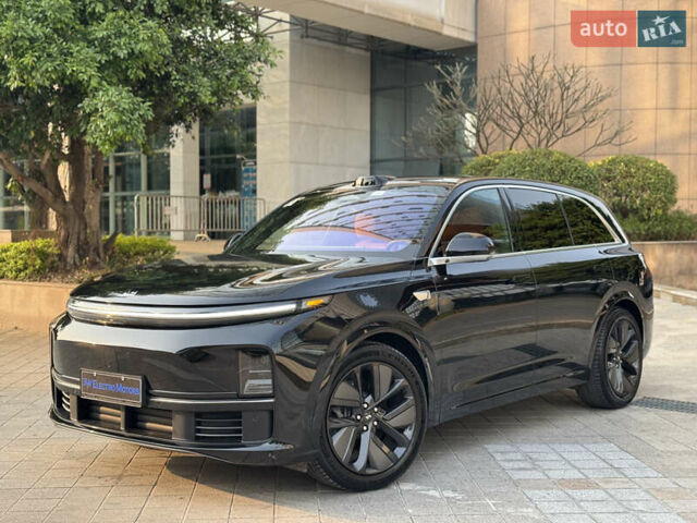 Чорний Li Auto L7, об'ємом двигуна 1.5 л та пробігом 4 тис. км за 56999 $, фото 1 на Automoto.ua