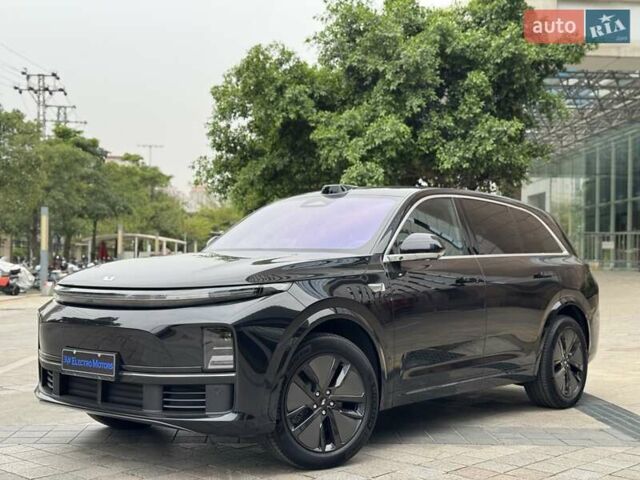 Чорний Li Auto L7, об'ємом двигуна 1.5 л та пробігом 1 тис. км за 55999 $, фото 1 на Automoto.ua